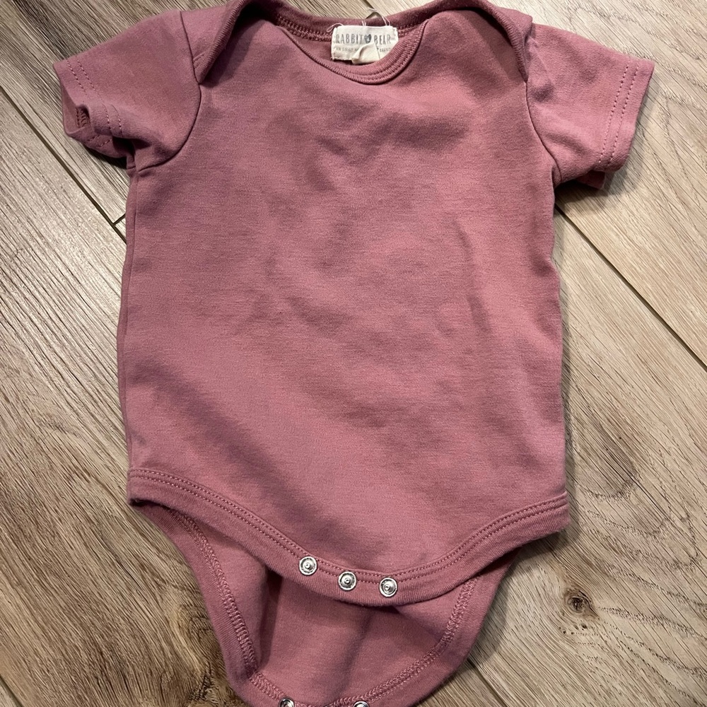 6-9m onesie